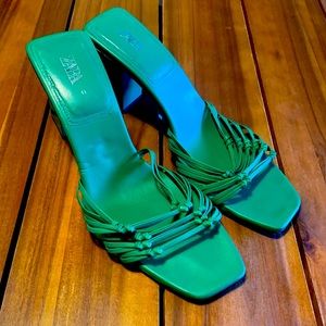 Zara green Sandals